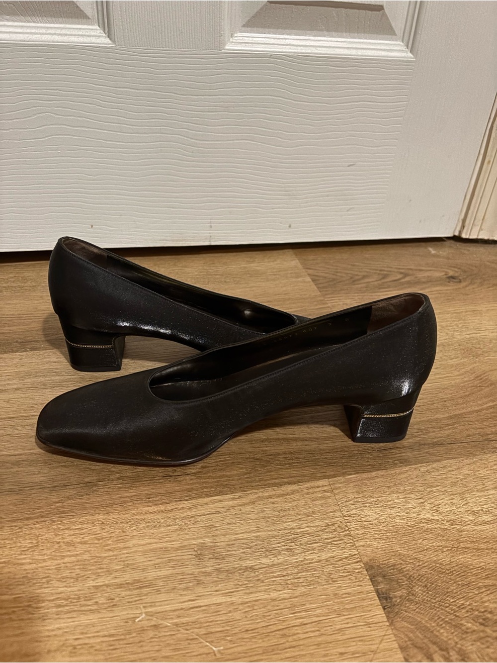 Salvatore Ferragamo made in Florence Italy Black Pumps